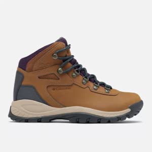 best hiking boots women 2022
