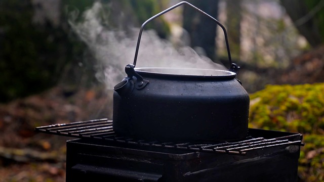 https://hikinginsights.com/wp-content/uploads/2022/01/best-camping-kettles.jpg