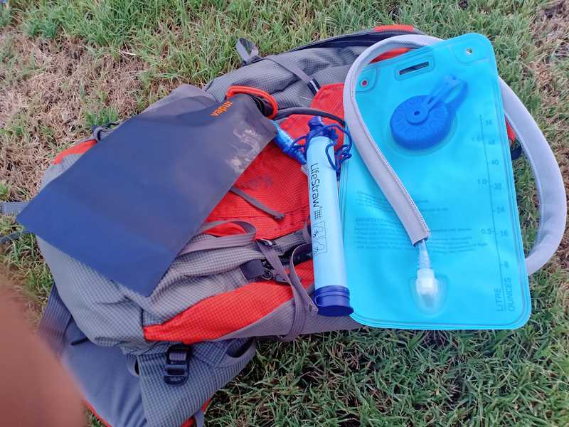 Collapsible Water Bottle With Filter and bladder