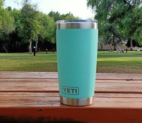 YETI Rambler 20 oz Tumbler- Insulated Mug