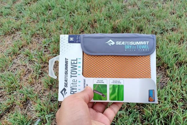 Hiking Gift (Sea to Summit DRYlite Towel)