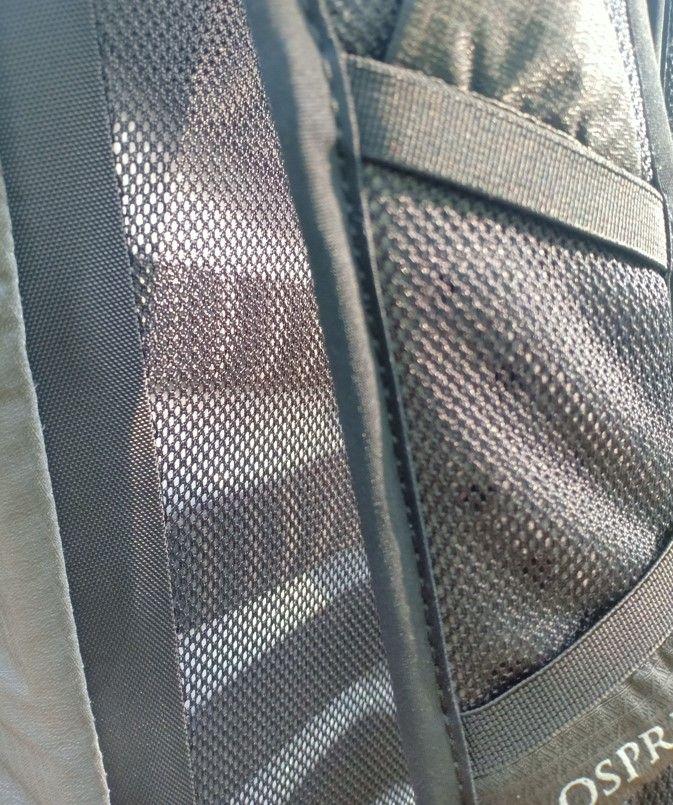 Osprey Talon 22 AirScape back panel